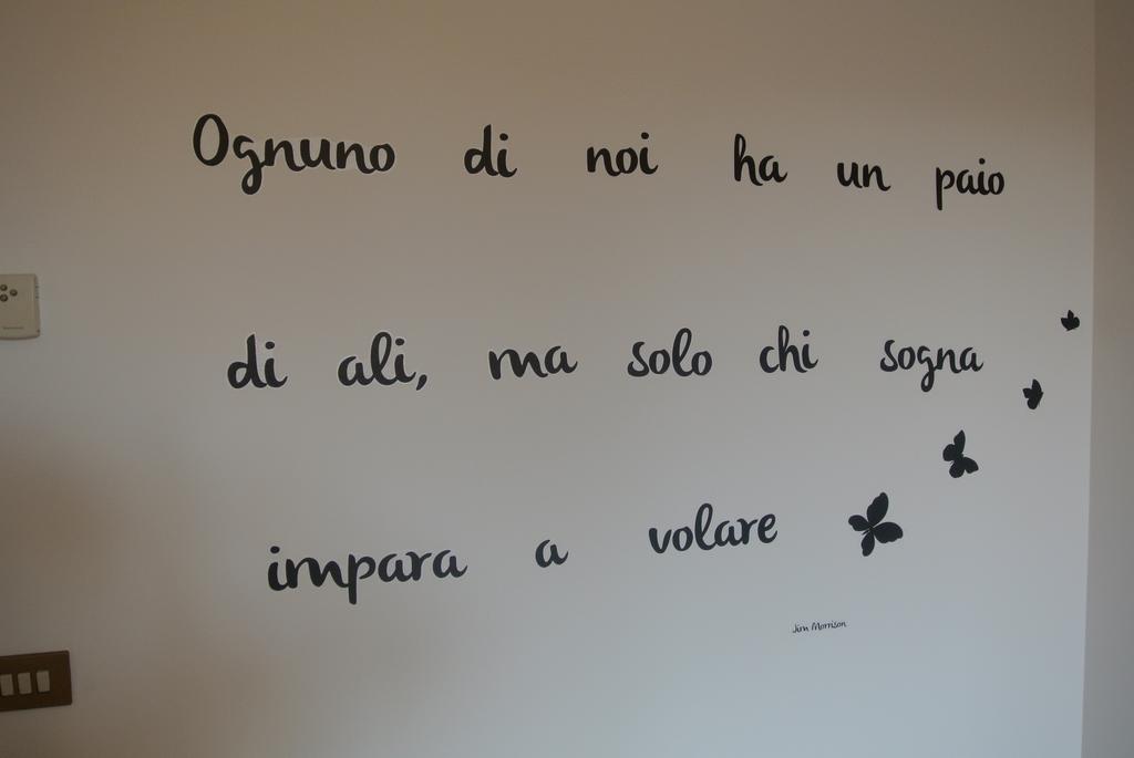 My Room Centereco Bologna Bagian luar foto